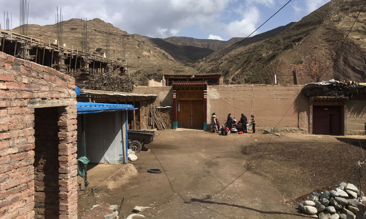 青海藏族民居